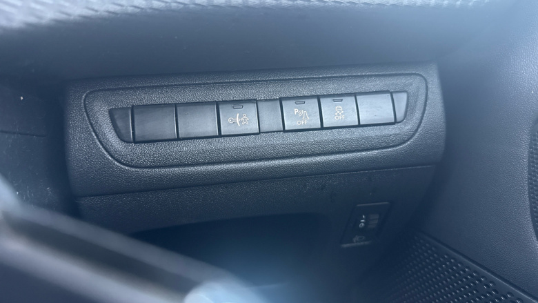 Peugeot 208 1.2 PureTech 82 Allure 5dr Petrol Hatchback